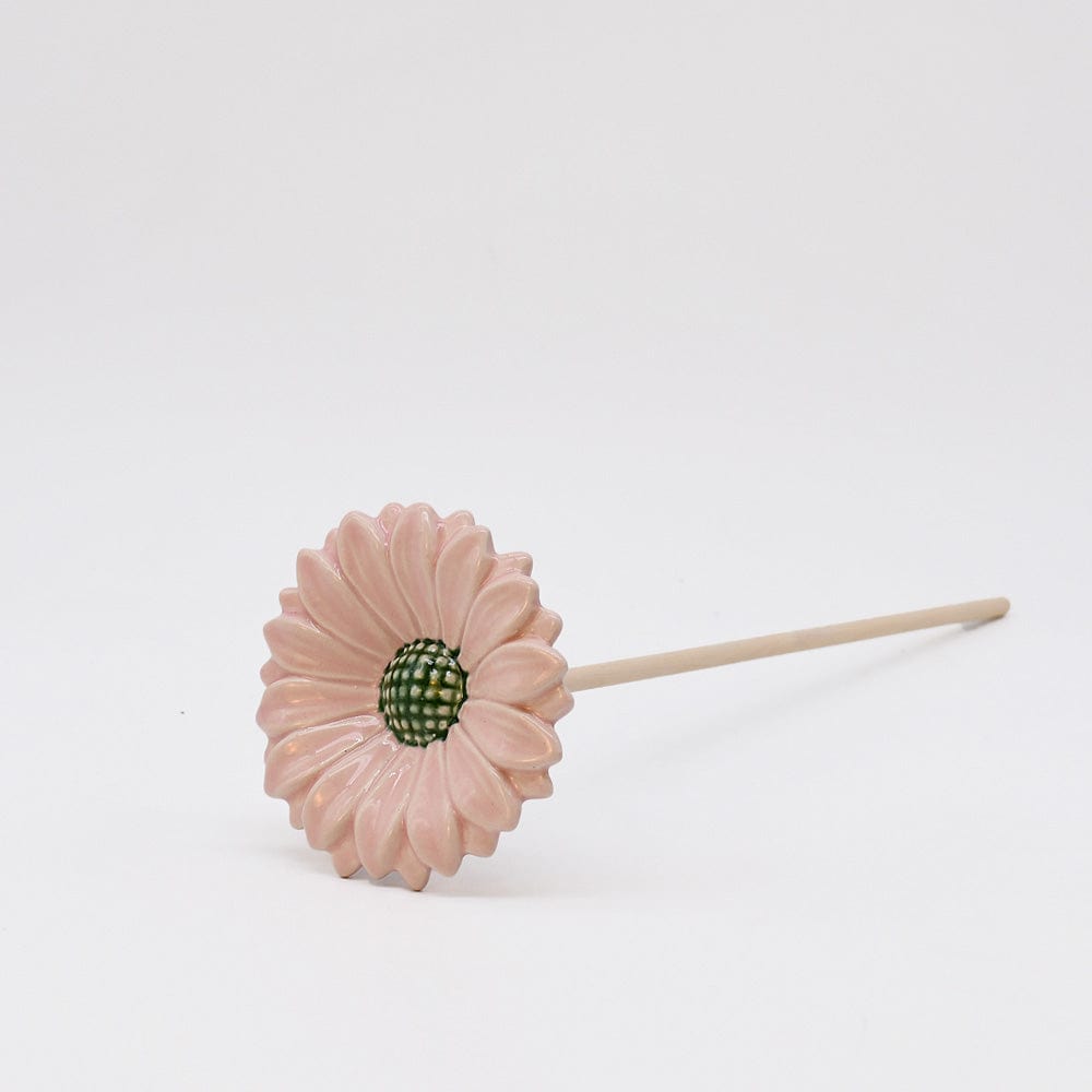 Artificial Daisies in Ceramic Pink