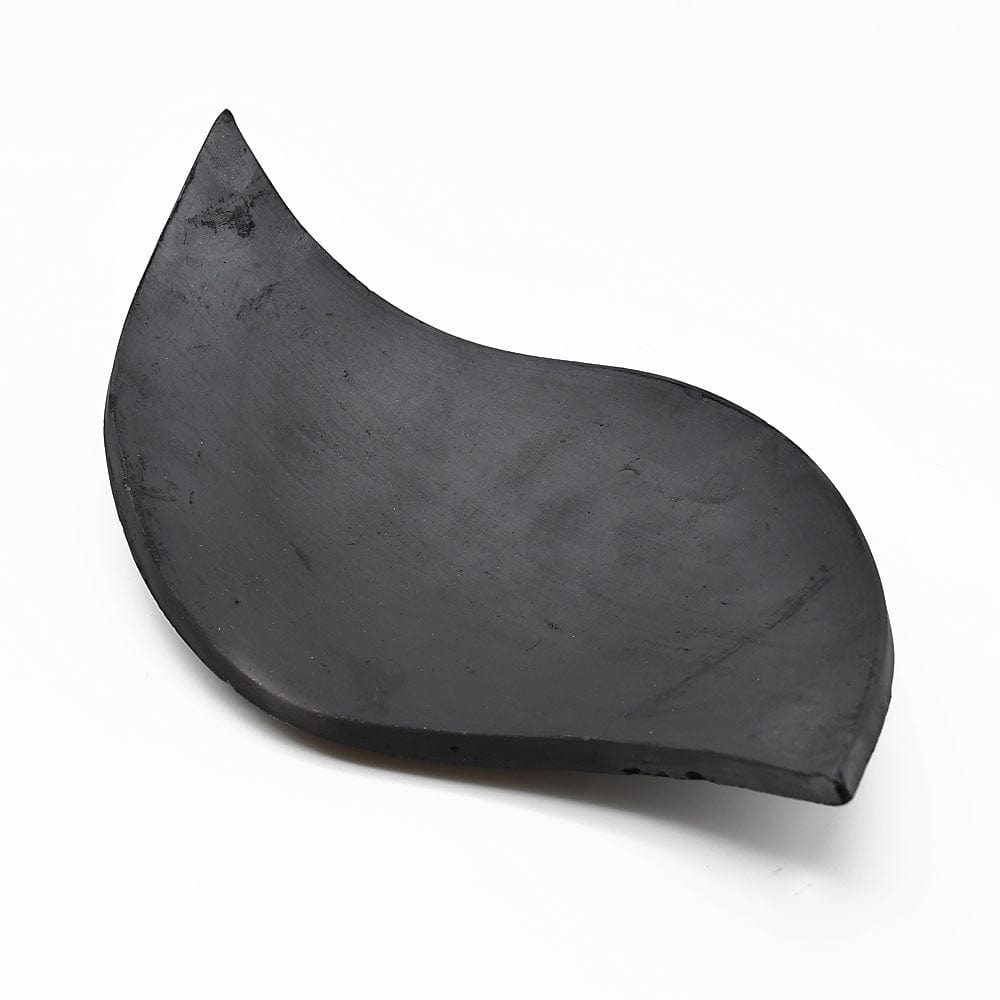 Black Terracotta Dish from Bisalhães - 13"