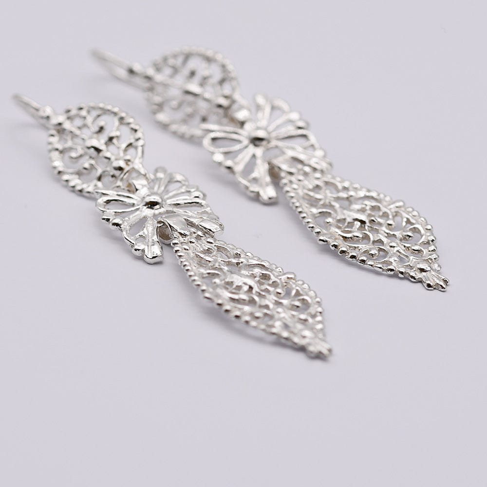 Brincos À Rei I Silver Filigree Earrings - 2.4"