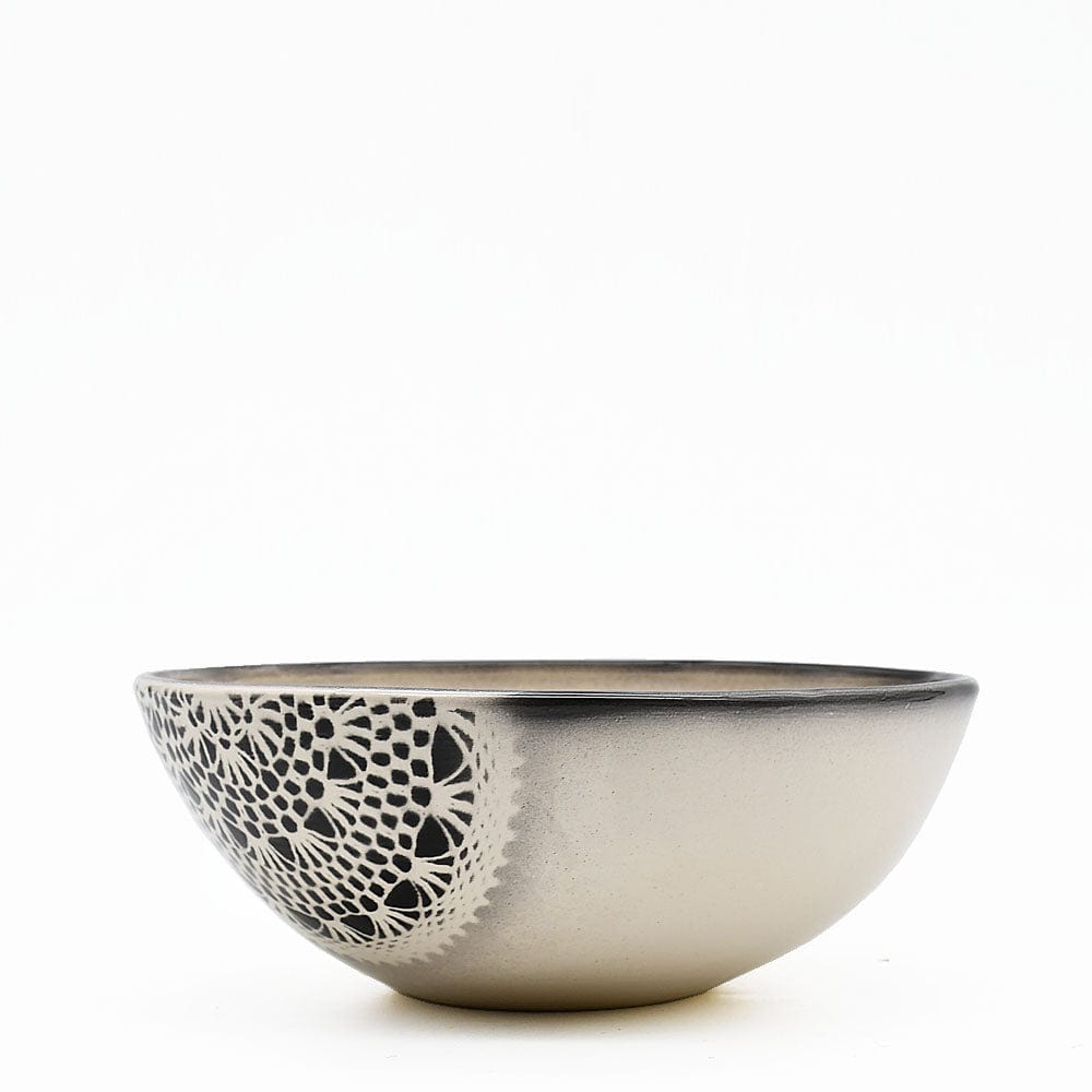 Renda | Large Salad Bowl - Black Pattern 1