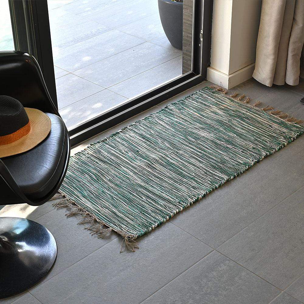 Rug woven from natural fibres - Green