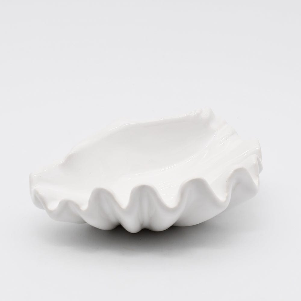 Scallop-shaped Ceramic Cup - White