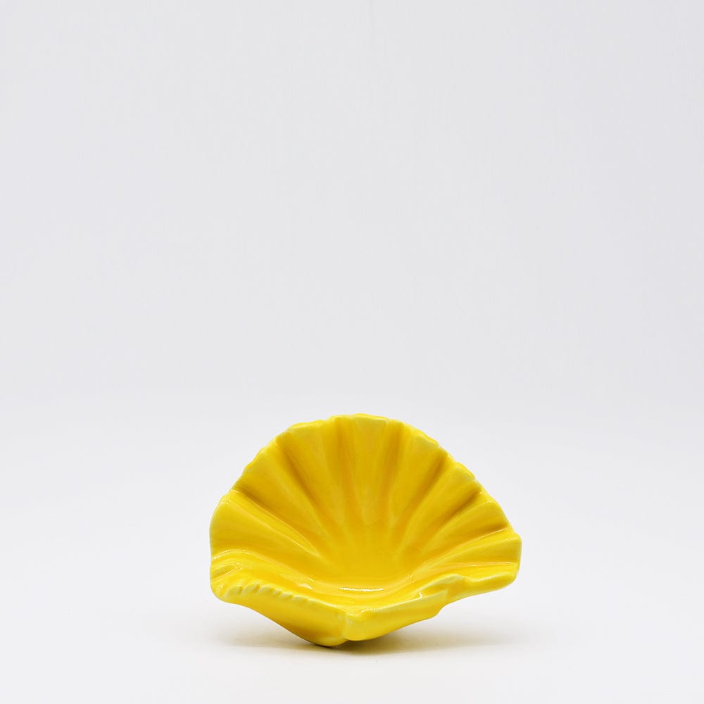 Scallop-shaped Ceramic Cup - Yellow