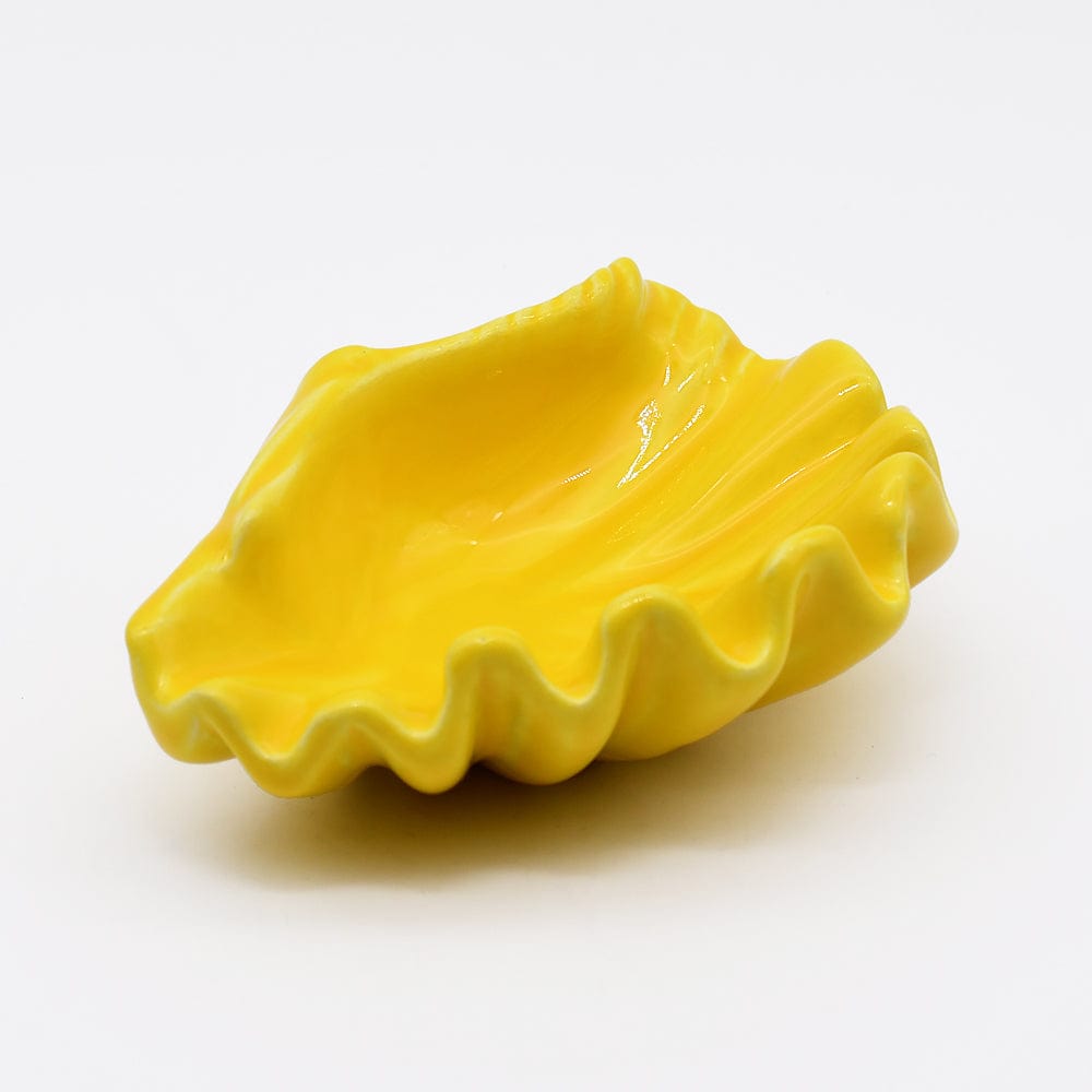 Scallop-shaped Ceramic Cup - Yellow