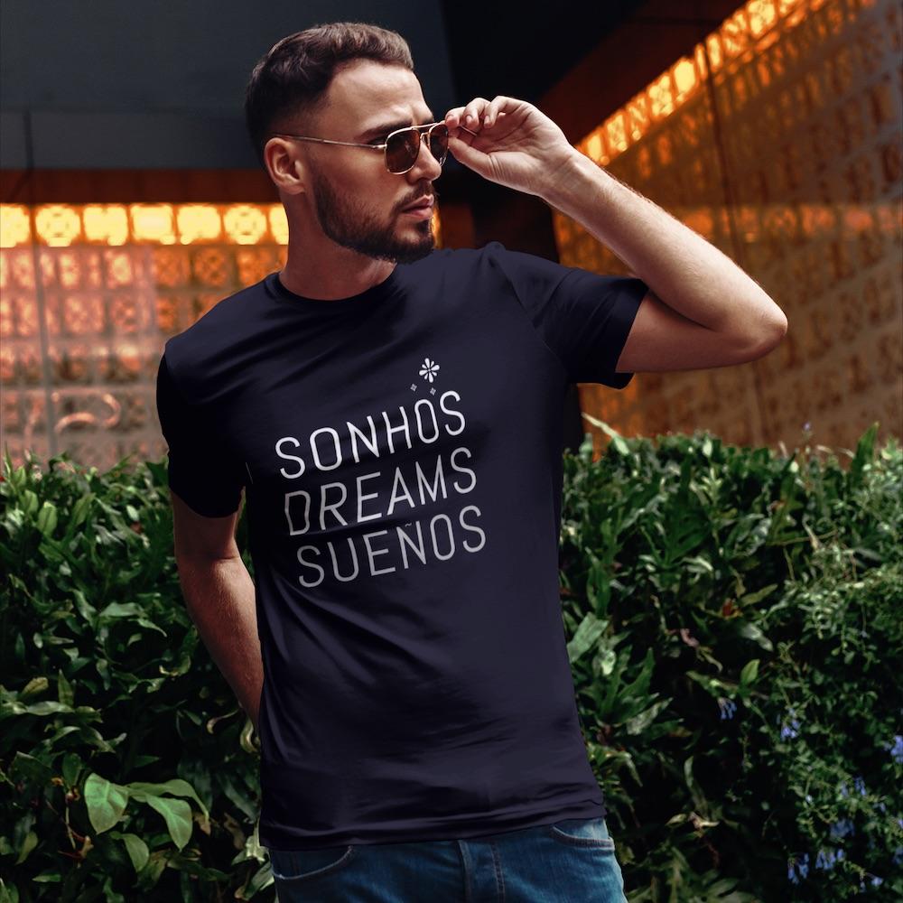 Sonhos I Unisex T-shirt - Navy Blue