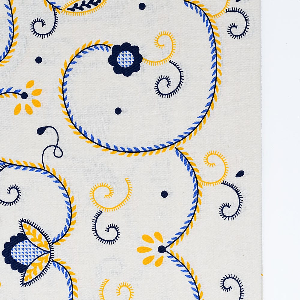 Viana I Cotton Tablecloth - Yellow